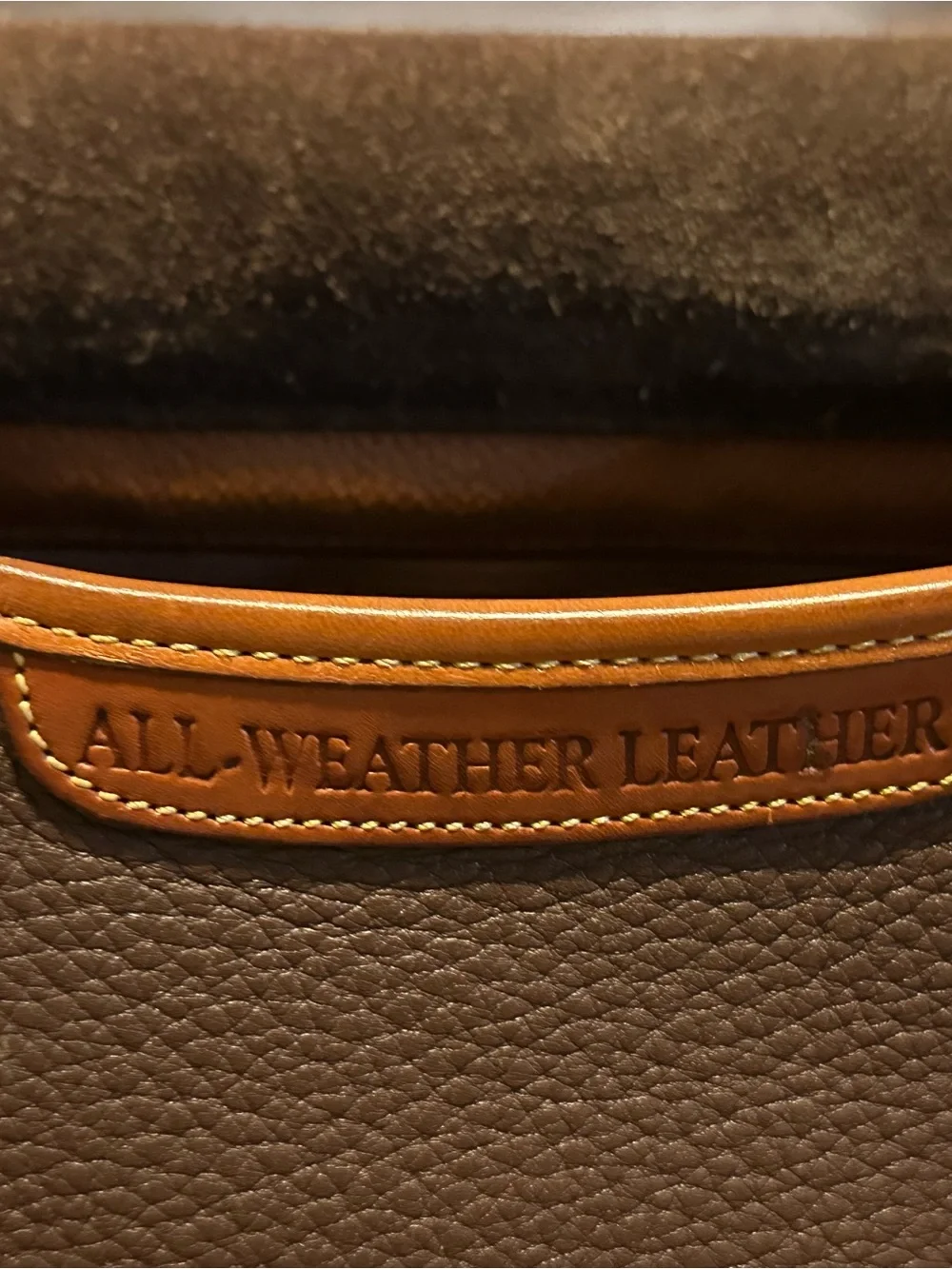 Vintage Dooney & Bourke Essex AWL Brown British Tan Leather Crossbody